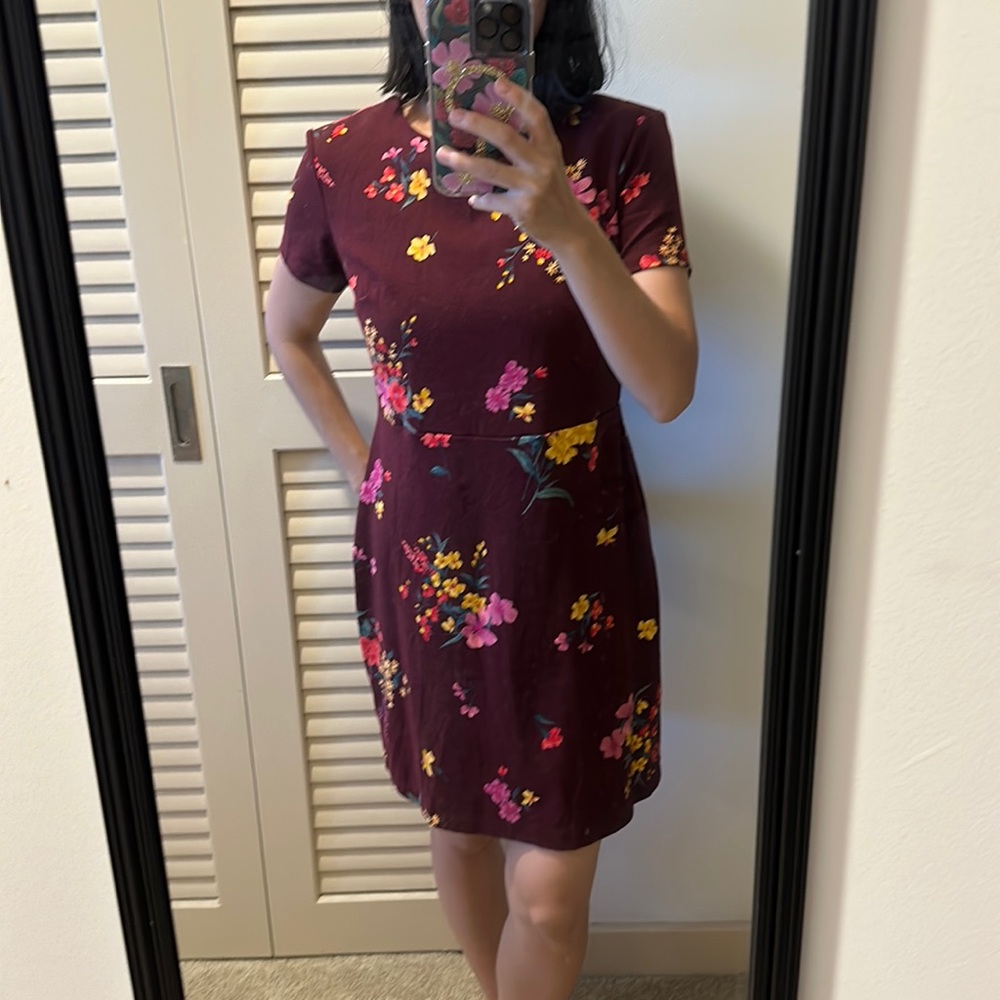 Old Navy Burgundy Floral Short Sleeve Dress